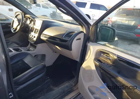 2018 Dodge Grand Caravan Sxt z USA, uszkodzony, nr VIN 2C4RDGCG5JR250368